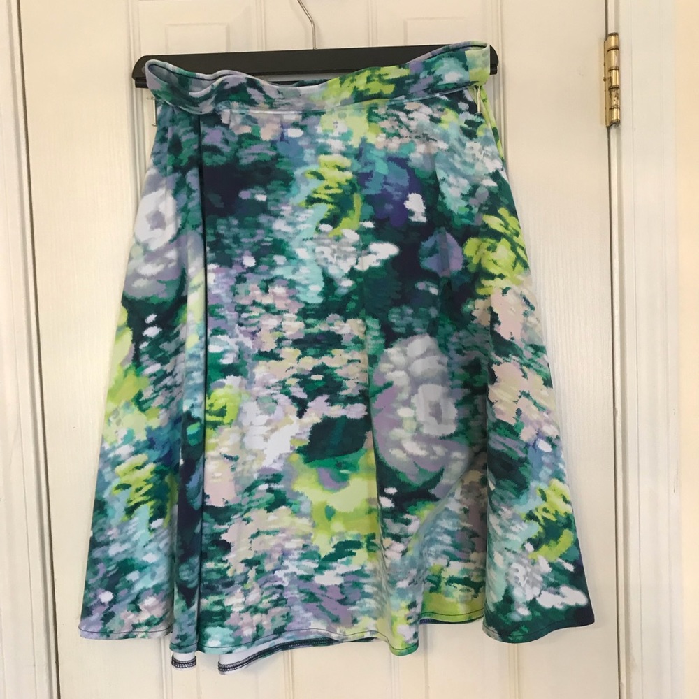 Cynthia Rowley multicolor miniskirt.